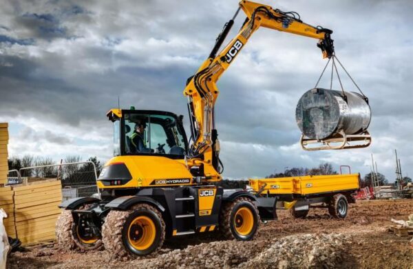 Колесный экскаватор JCB HYDRADIG 110W